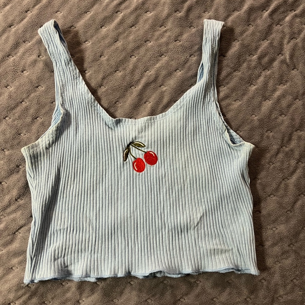 Crop top